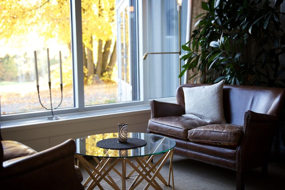 Marholmen Hotel 3*